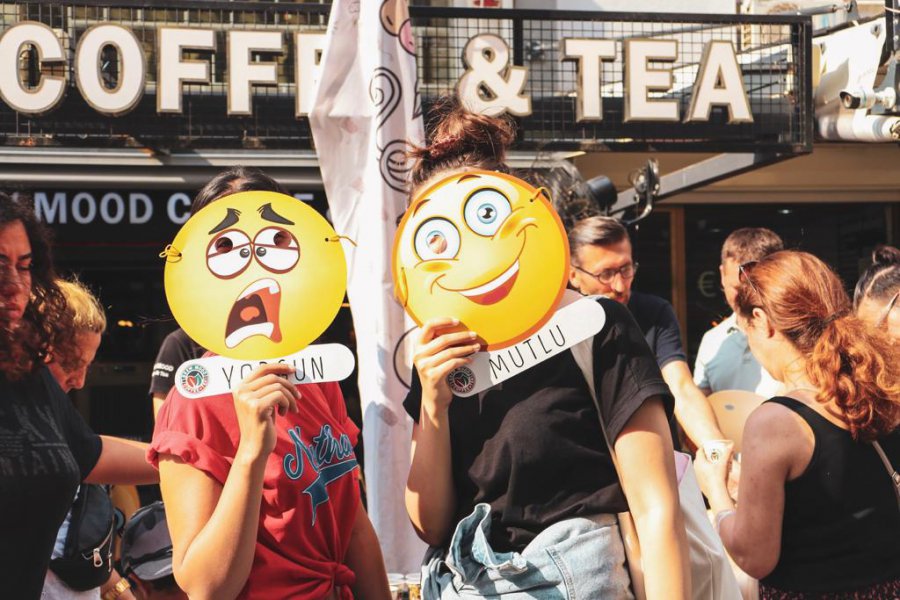 Dünya Emoji Gününüz Kutlu Olsun